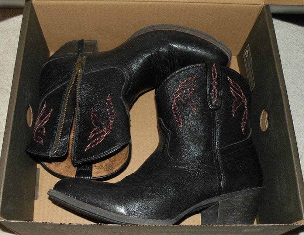 Ariat Darlin Women’s Leather 7” Zip Western Boots Old Black 10B W/ Box 10017325